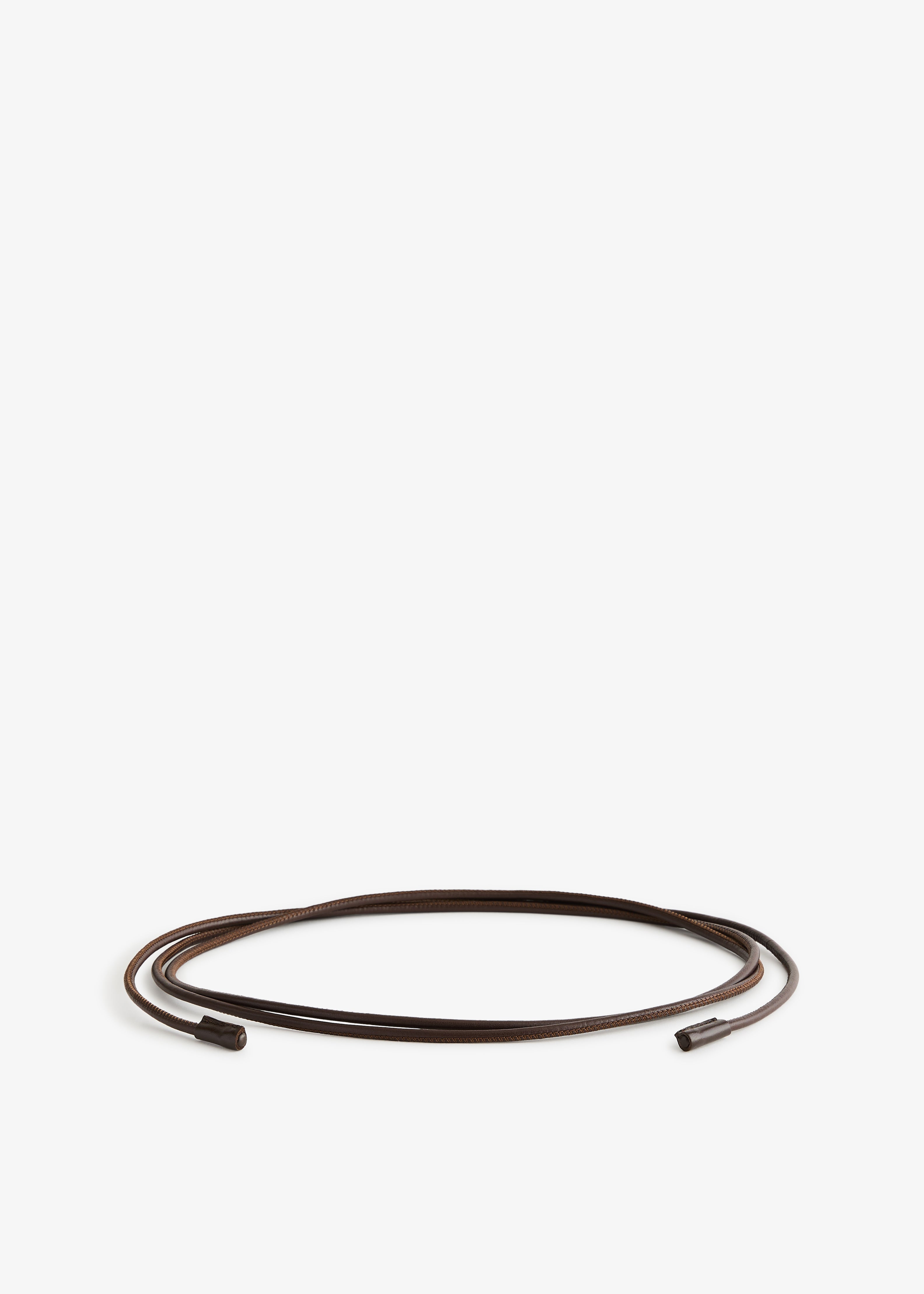 Essen String Belt Chocolate – White Story
