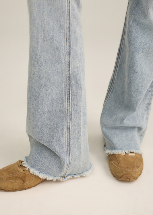 Jupiter Bootcut Jean Light Wash
