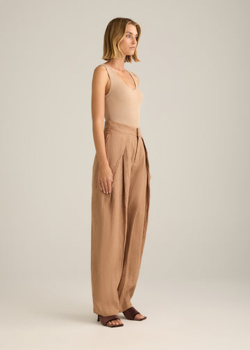 Basel V Neck Rib Biscuit